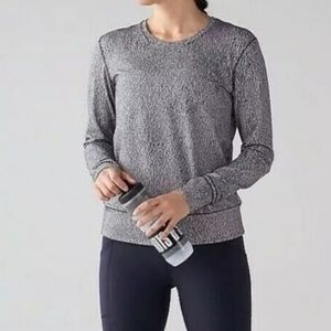 Lululemon Rush Hour Long Sleeve Running Top Pullover Size 6 Black & White W3AAOS